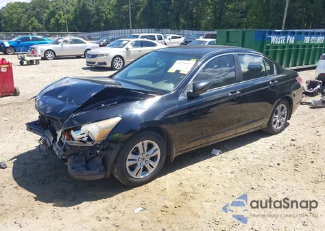 2010 Honda Accord 2.4 Lx-P z USA, uszkodzony, nr VIN 1HGCP2F44AA146333